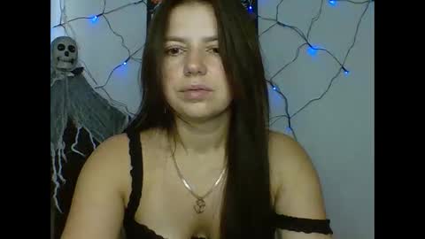 make_mesmile online show from 11/02/25, 07:00