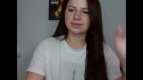 make_mesmile online show from 11/22/25, 07:24