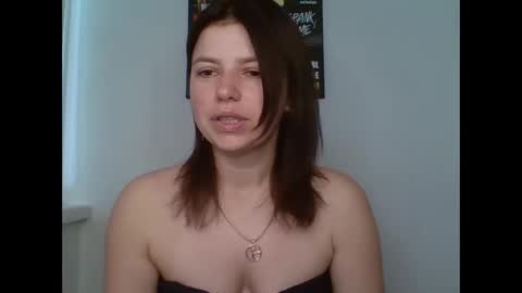 make_mesmile online show from 05/20/26, 06:52