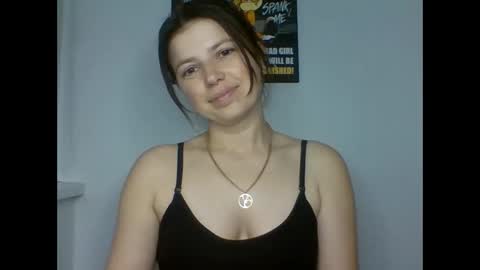make_mesmile online show from 06/05/26, 06:57