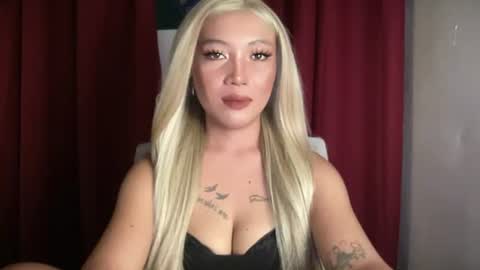 Snapshot of makemesquirt_xxx chatting on 06/06/26, 02:22 KEANA online show from 06/06/26, 02:22