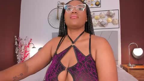 makena online show from 10/04/25, 03:59