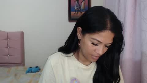 MAKENNAA online show from 04/15/26, 10:33