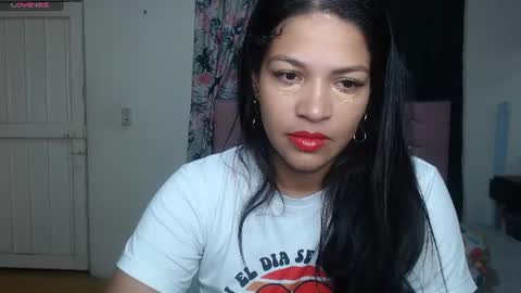 Snapshot of makennaa_1 chatting on 07/05/26, 10:22 MAKENNAA online show from 07/05/26, 10:22