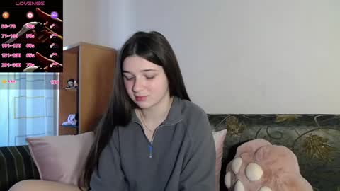 Makiima online show from 04/20/26, 04:37