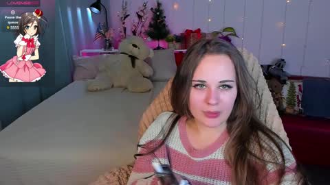 Snapshot of makima_lee chatting on 01/15/25, 01:52 Makima online show from 01/15/25, 01:52