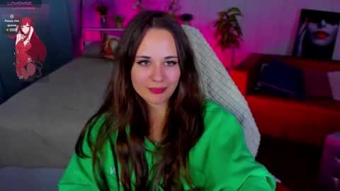 Snapshot of makima_lee chatting on 02/24/25, 04:47 Makima online show from 02/24/25, 04:47