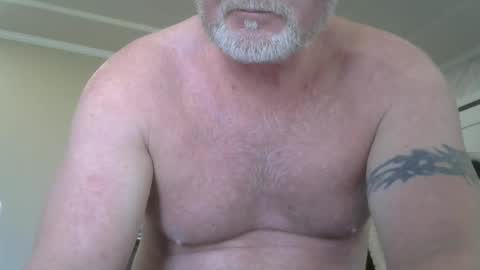 makinit08 online show from 04/16/26, 07:14