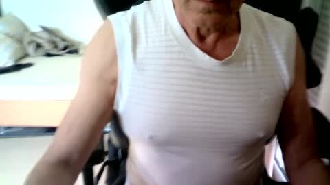 makis8989 online show from 02/18/25, 10:16