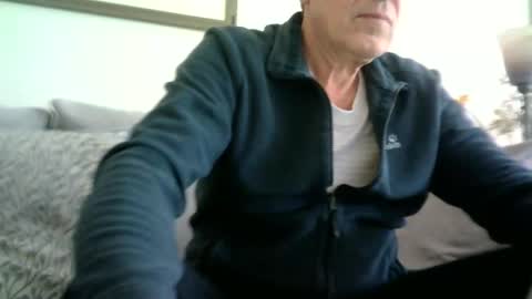 makis8989 online show from 02/23/25, 09:55