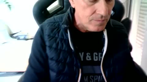 makis8989 online show from 03/05/25, 10:33