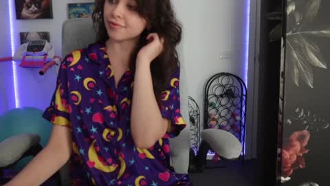 MakiyahBelle online show from 12/17/24, 09:50