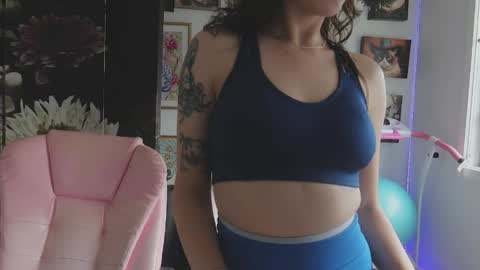 MakiyahBelle online show from 04/10/26, 04:50