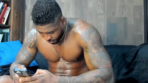 Makonnen online show from 01/28/25, 08:04