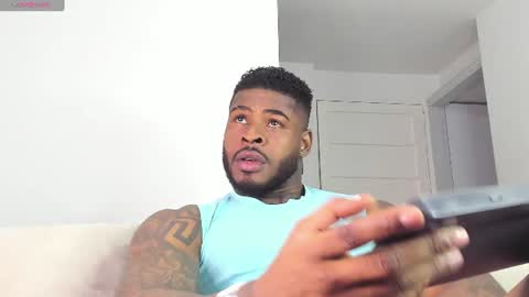 Snapshot of makonneen chatting on 06/12/26, 05:06 Makonnen online show from 06/12/26, 05:06
