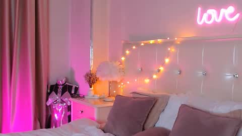 Lia  online show from 01/12/26, 03:56