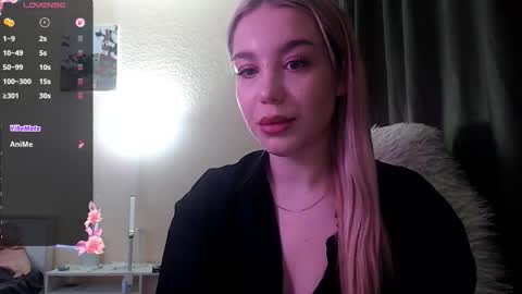 maksisisia online show from 10/22/25, 02:50