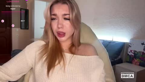 maksisisia online show from 11/25/25, 02:50