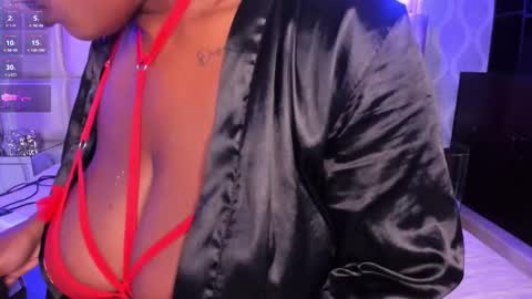 malaaiikaa online show from 01/11/25, 07:49