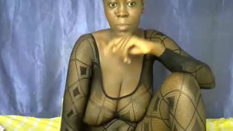 malaika_musa online show from 04/10/26, 06:40