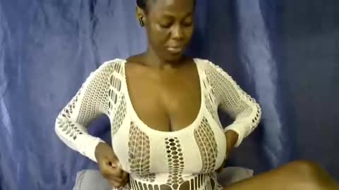 Snapshot of malaika_musa chatting on 05/25/26, 05:46 malaika_musa online show from 05/25/26, 05:46