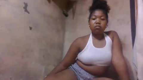 malalazah online show from 03/18/26, 01:47