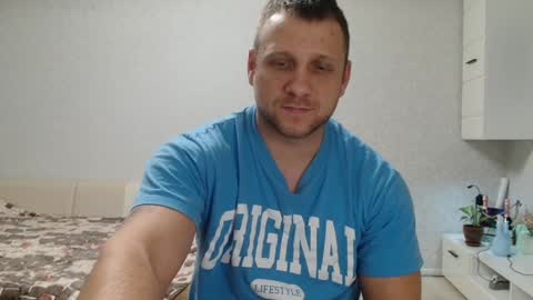 malchyshka online show from 12/25/24, 01:41