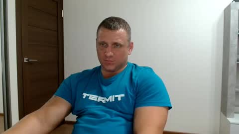 malchyshka online show from 10/31/25, 04:52