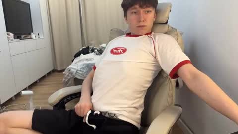 Tom and Mark 3 online show from 10/27/25, 01:37