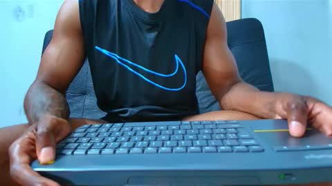 Malcom online show from 11/03/25, 11:04