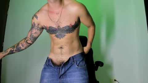 Snapshot of male_pussy chatting on 12/10/24, 02:48 ADAM online show from 12/10/24, 02:48