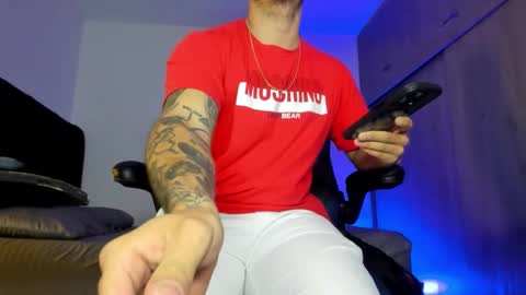 ADAM         online show from 10/22/25, 07:46