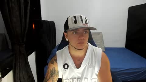 Snapshot of male_pussy chatting on 07/23/26, 03:15 ADAM online show from 07/23/26, 03:15