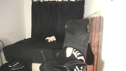 male_ref online show from 04/04/26, 03:27