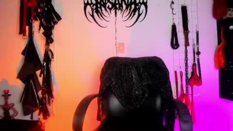 Snapshot of maledicta__insana chatting on 07/28/26, 11:15 maledicta__insana online show from 07/28/26, 11:15
