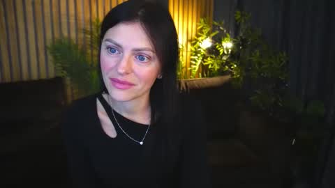 maleficentcrown online show from 11/03/25, 08:26