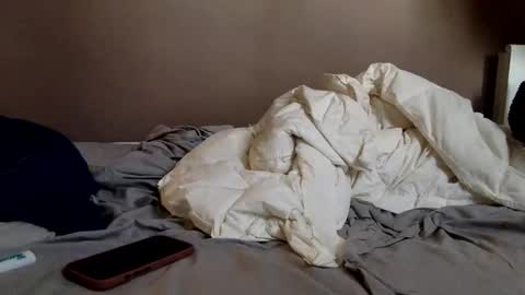 malefrench1 online show from 02/04/26, 12:44