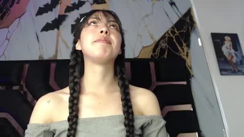 malejacs01 online show from 11/24/25, 02:28