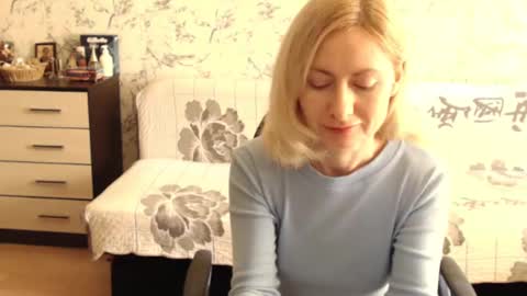 Malena online show from 09/25/25, 06:50