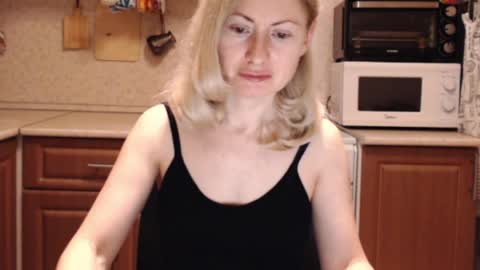 Malena online show from 04/18/26, 09:26