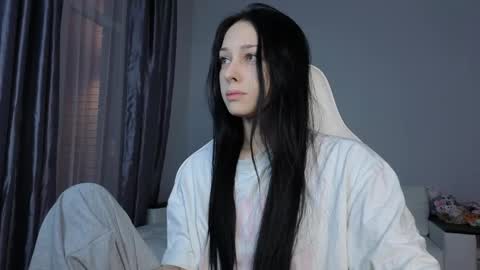 Snapshot of malenkiykamen chatting on 05/22/26, 03:50 piu online show from 05/22/26, 03:50