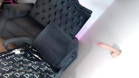 malicious_bitchcarla69xx online show from 04/11/26, 12:37