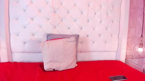 Malika soleil  online show from 02/24/26, 05:49