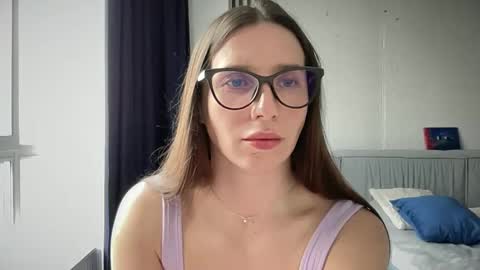 malina568708 online show from 03/12/25, 02:23