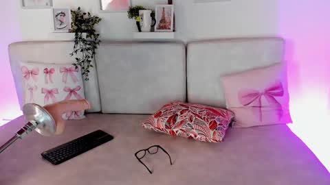 Malka online show from 03/11/25, 02:43