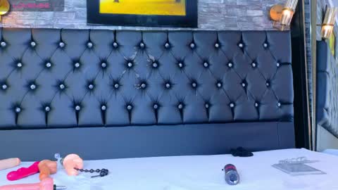 malory_cortez1 online show from 04/22/26, 03:42