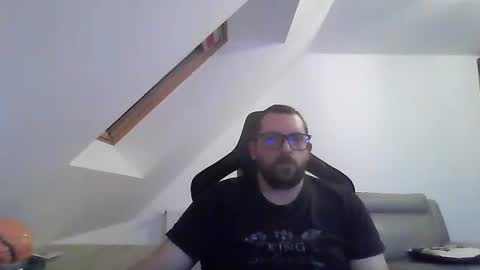 breton online show from 01/01/25, 05:22