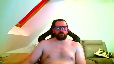 breton online show from 02/23/25, 11:04