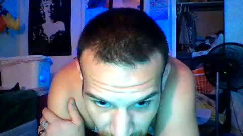 Snapshot of malovesik chatting on 06/22/26, 10:51 malovesik online show from 06/22/26, 10:51