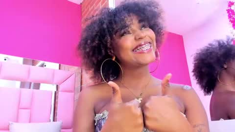 Snapshot of malu_horny_69 chatting on 03/05/25, 07:38 Melanie online show from 03/05/25, 07:38